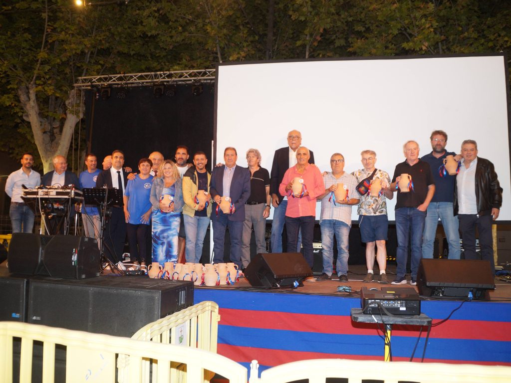Entrega obsequis assistents sopa homenatge PB Sta Margalida